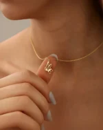 گردنبند حروف و پروانه