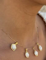 پلاک طلای گل رز سفید با صدف کد 100122