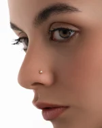پیرسینگ بینی مثلثی نگین‌دار کد 100400 